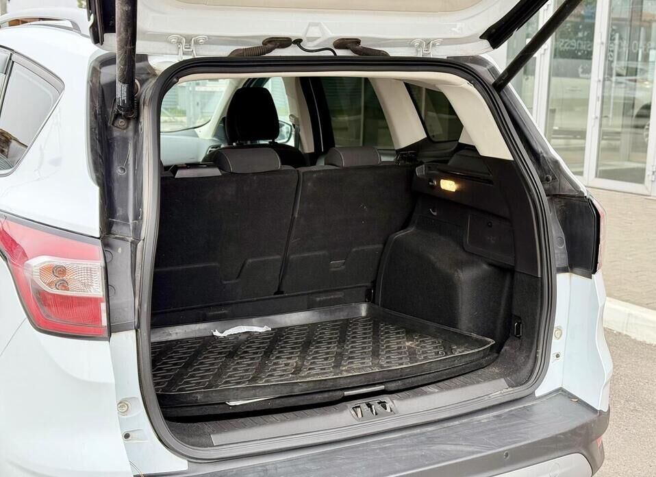 Ford Kuga, II Рестайлинг 1.5 AT (150 л.с.) 4WD