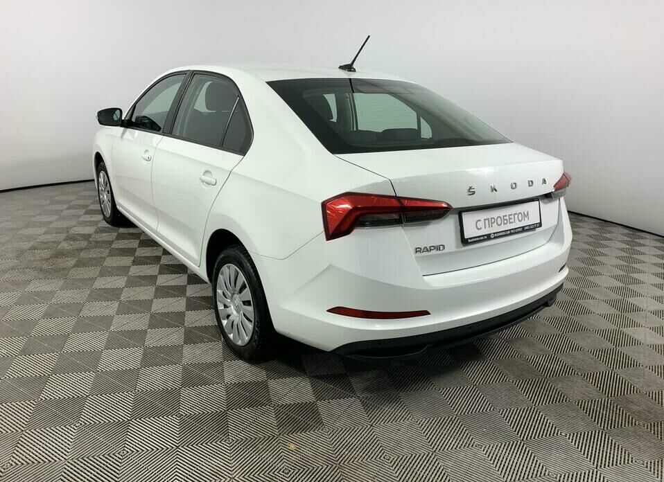 Skoda Rapid 1.6 AT (110 л.с.)