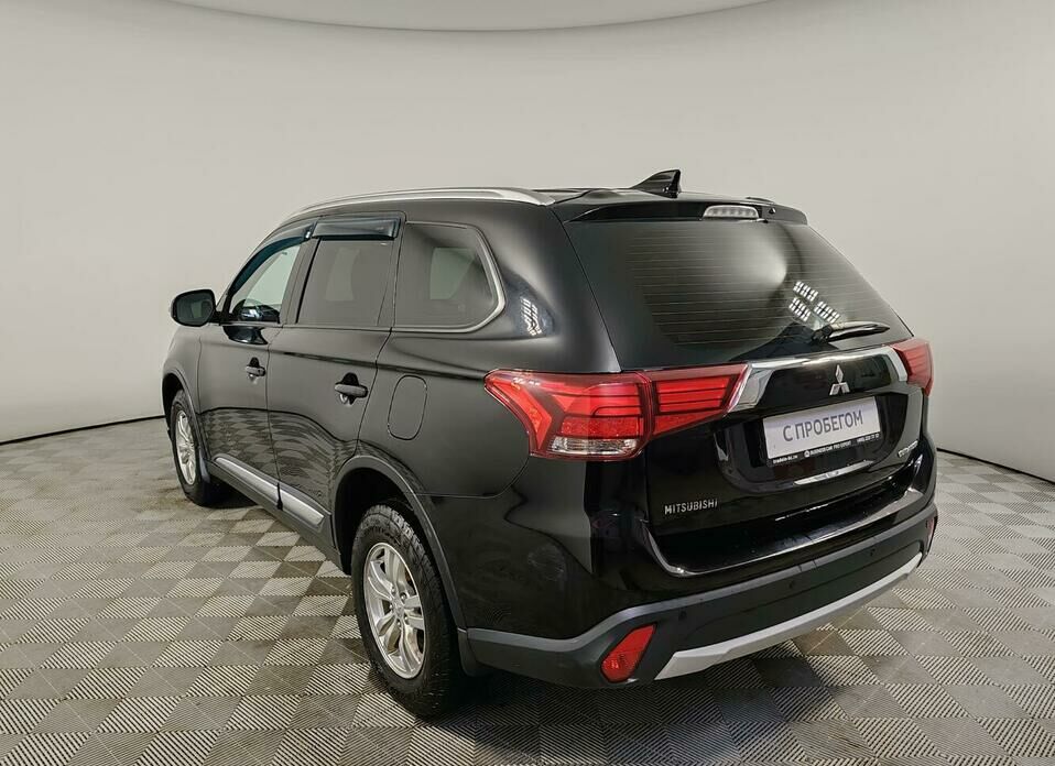 Mitsubishi Outlander 2.0 CVT (146 л.с.) 4WD