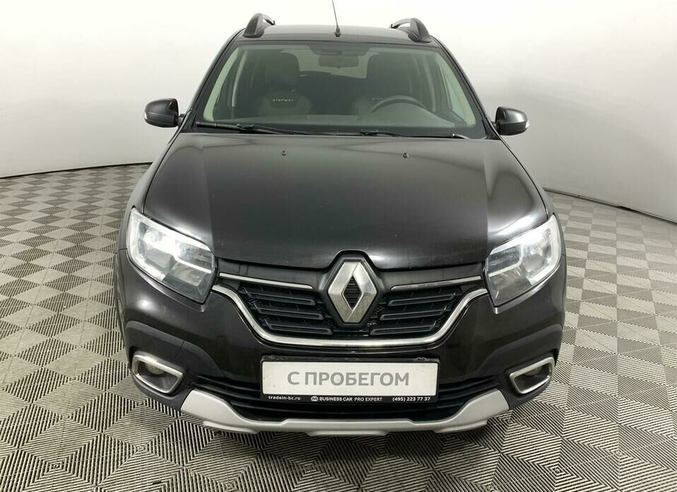 Renault Sandero Stepway 1.6 MT (113 л.с.)