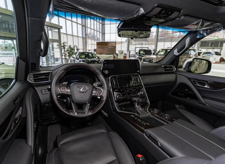 Lexus LX, IV 600 3.5 AT (415 л.с.) 4WD