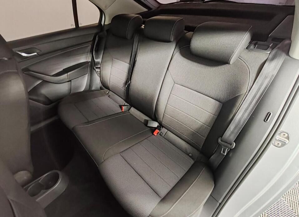Skoda Rapid 1.6 AT (105 л.с.)