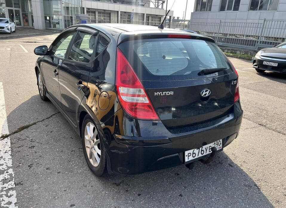 Hyundai i30, I Рестайлинг 1.6 AT (126 л.с.)