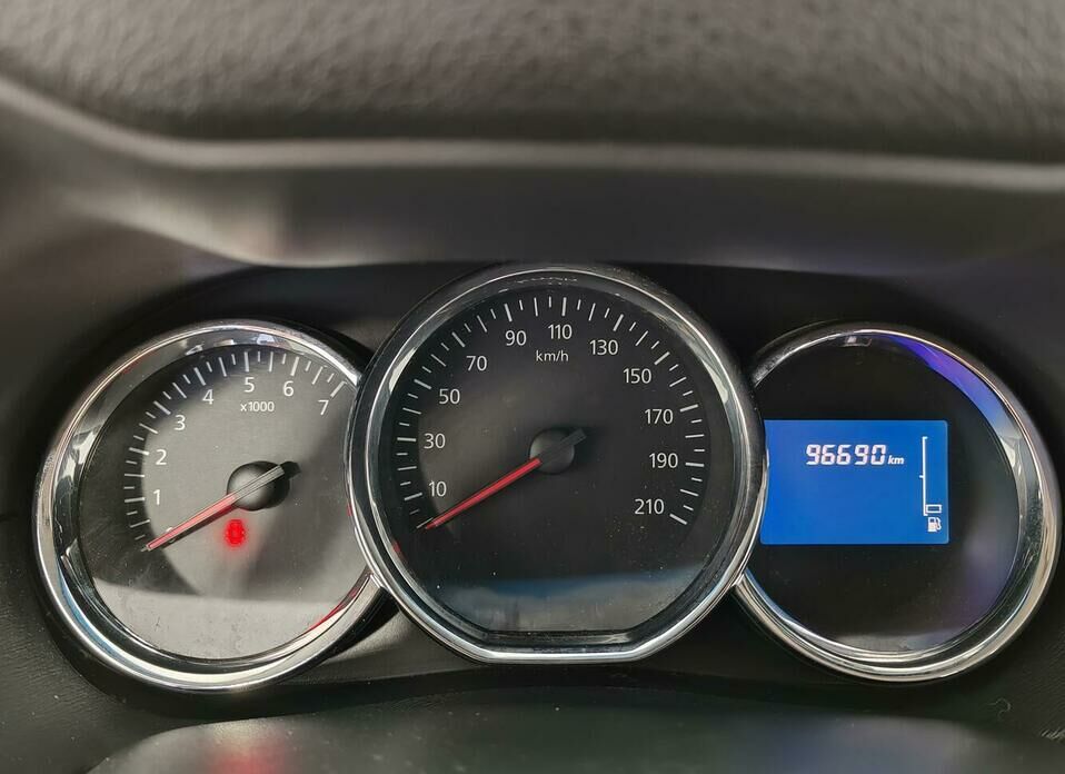 Nissan Terrano 2.0 AT (143 л.с.) 4WD