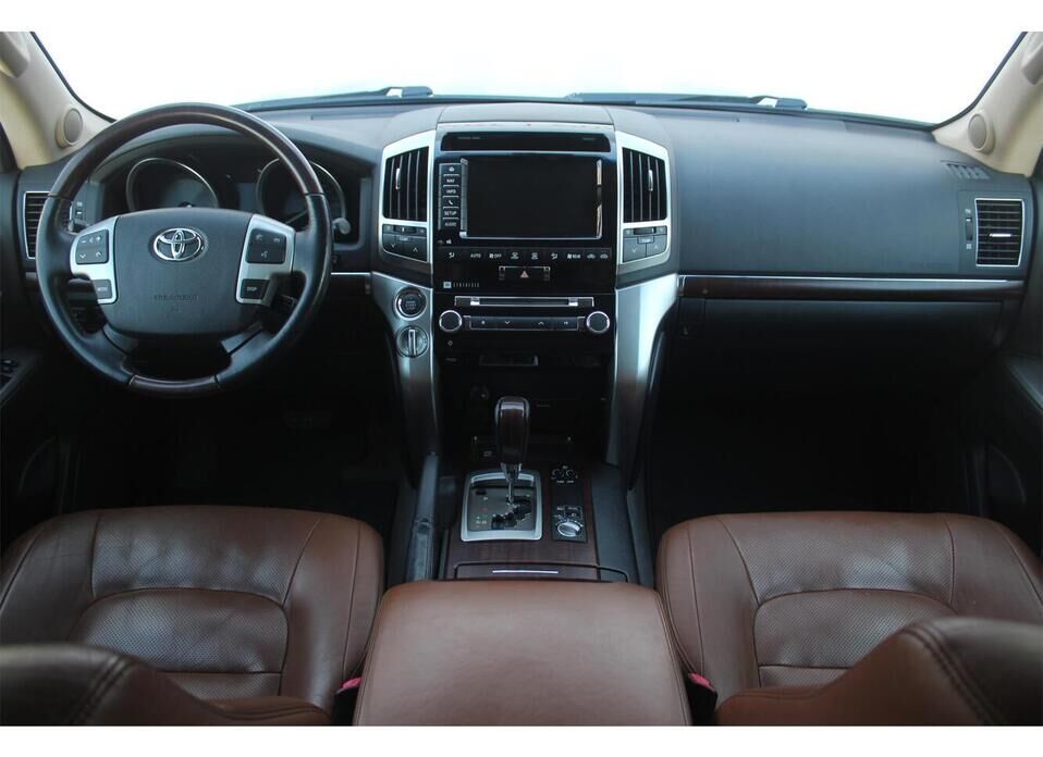 Toyota Land Cruiser, 200 Series Рестайлинг 1 4.5d AT (235 л.с.) 4WD