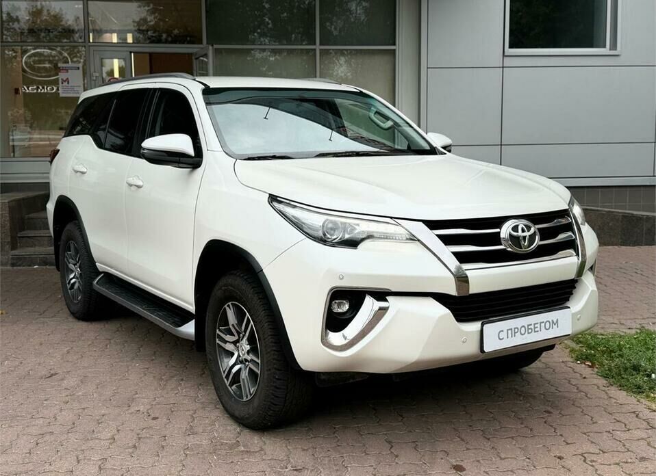 Toyota Fortuner 2.8d AT (177 л.с.) 4WD