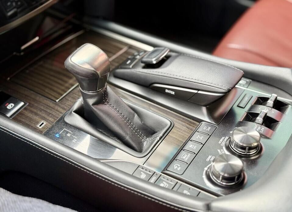 Lexus LX 450d 4.5d AT (272 л.с.) 4WD