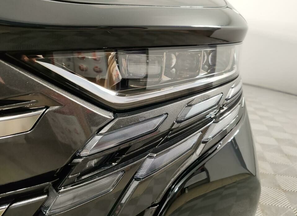 Toyota Alphard 2.5hyb CVT (190 л.с.) 4WD