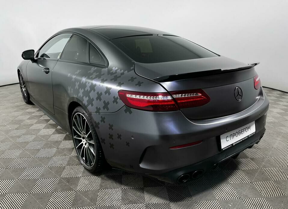 Mercedes-Benz E-Класс 300 2.0 AT (245 л.с.)