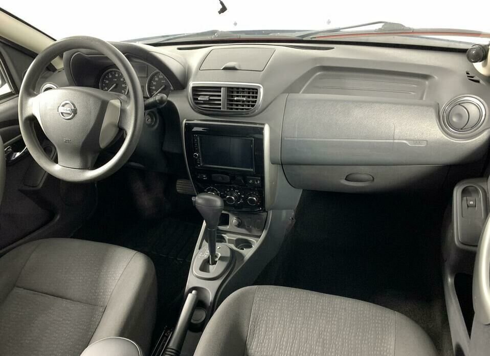 Nissan Terrano 2.0 AT (135 л.с.)