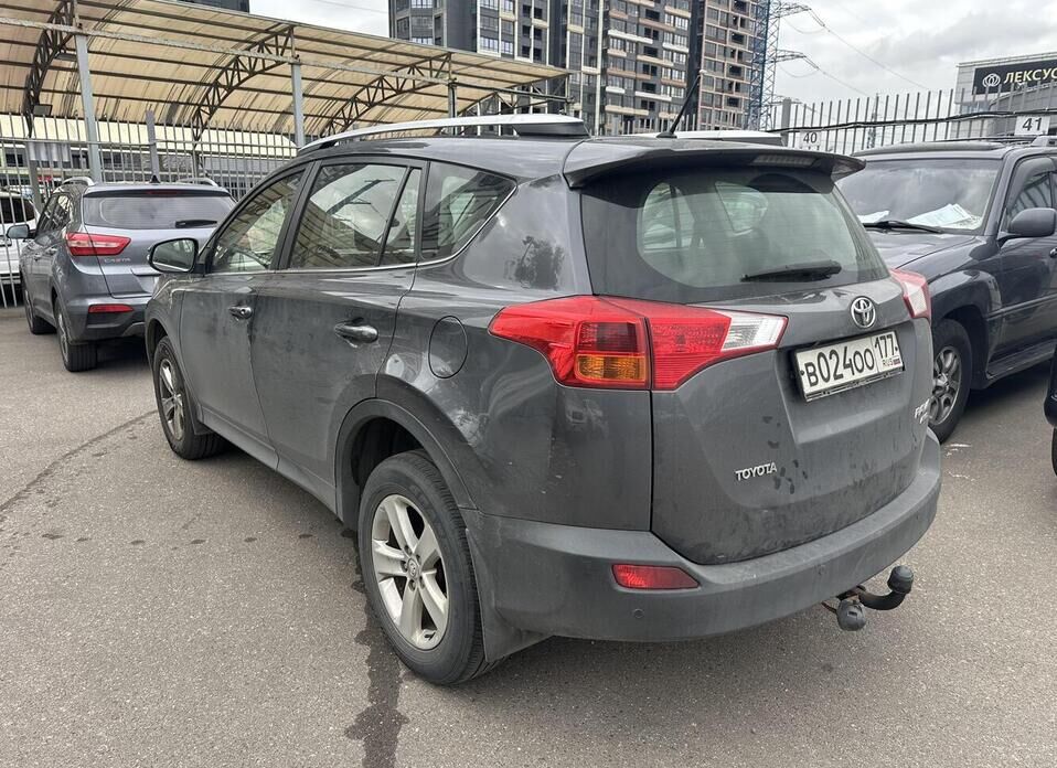Toyota RAV4, IV (XA40) 2.0 MT (146 л.с.) 4WD