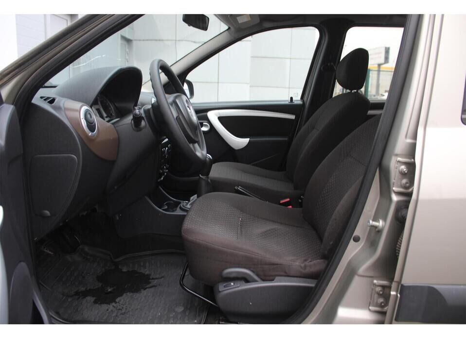 LADA (ВАЗ) Largus, I 1.6 MT (105 л.с.)