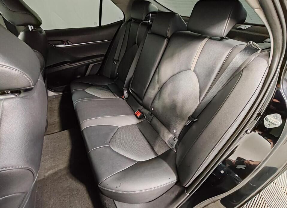 Toyota Camry, VIII (XV70) Рестайлинг 2.5 AT (200 л.с.)