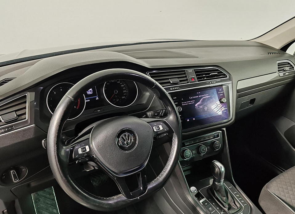 Volkswagen Tiguan, II 2.0 AMT (180 л.с.) 4WD
