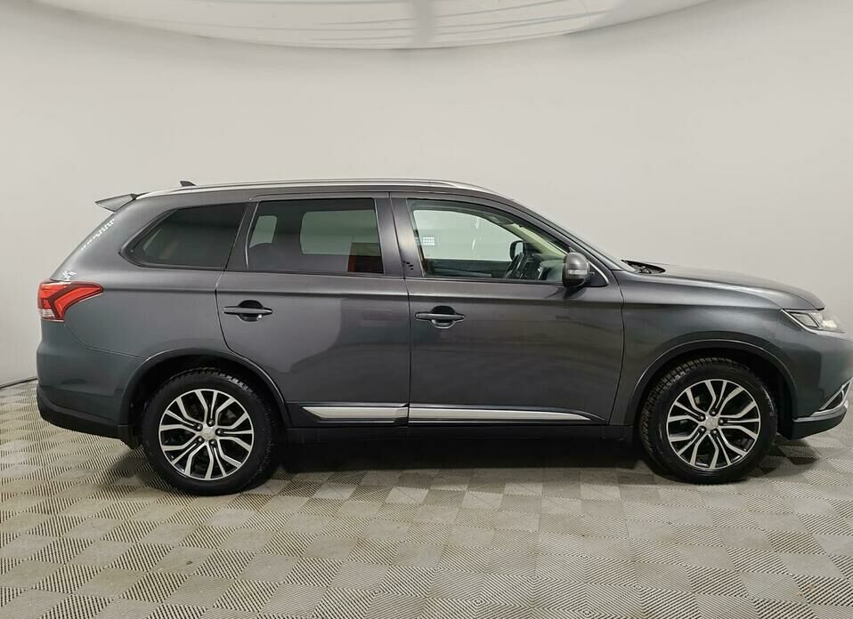 Mitsubishi Outlander 2.4 CVT (167 л.с.) 4WD