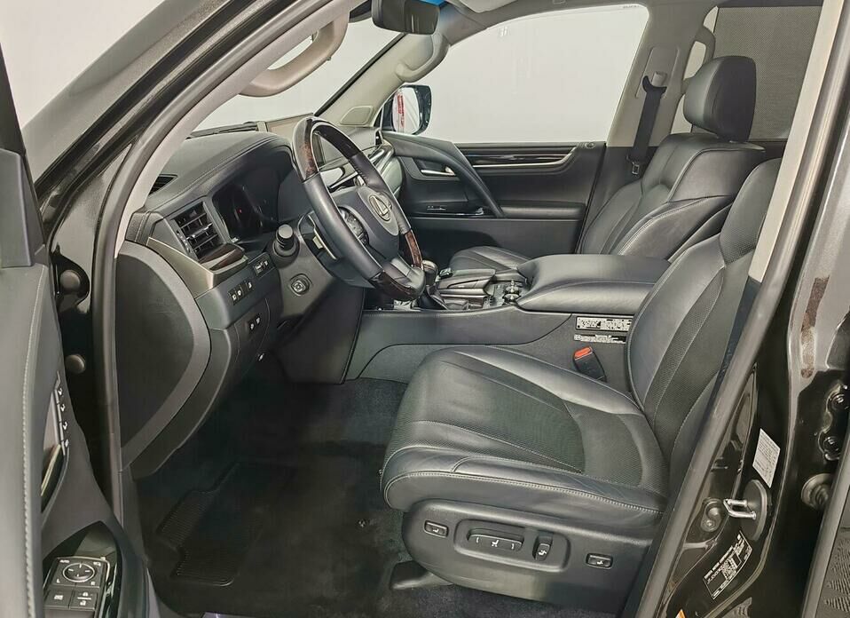 Lexus LX 450d 4.5d AT (272 л.с.) 4WD