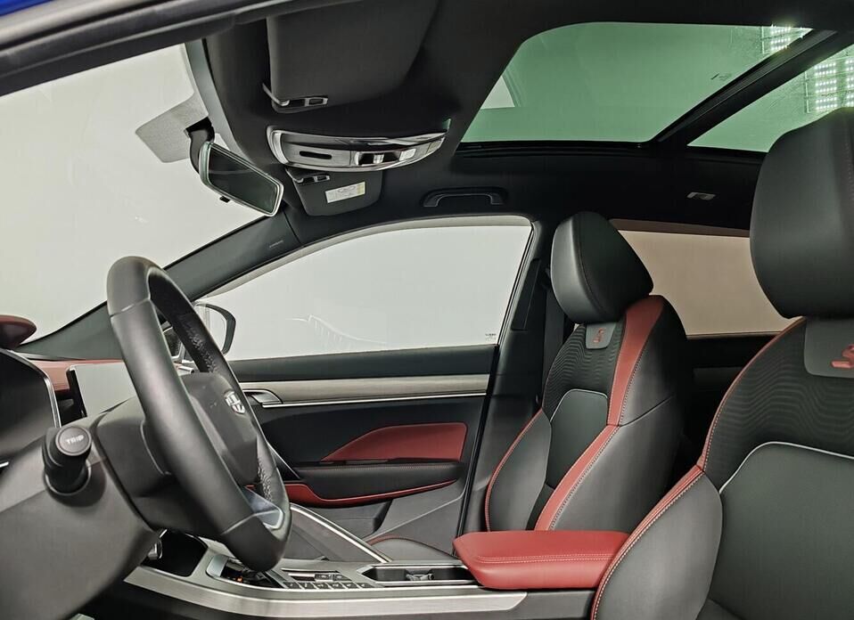 Geely Coolray 1.5 AMT (150 л.с.)