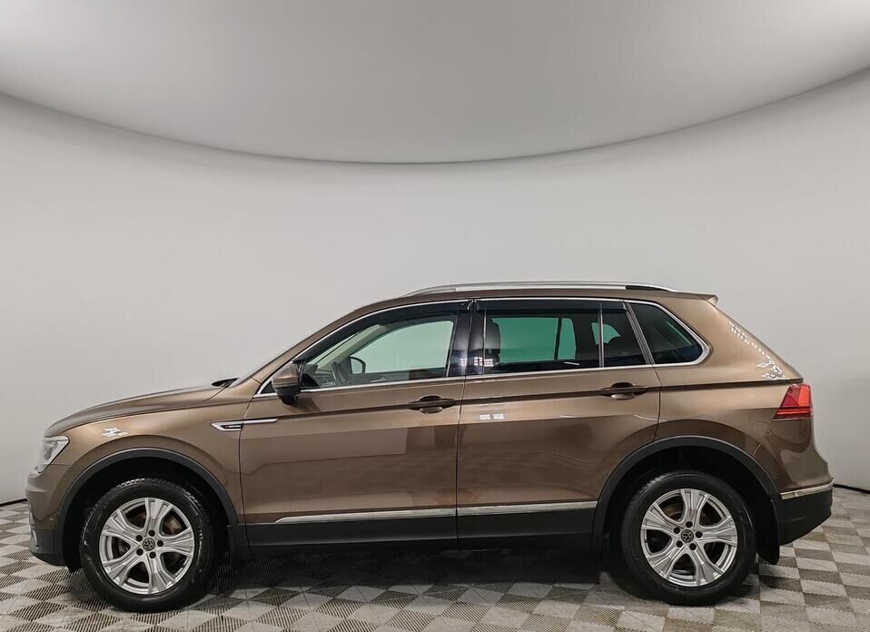 Volkswagen Tiguan, II 2.0d AMT (150 л.с.) 4WD
