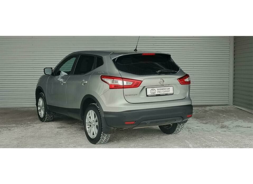 Nissan Qashqai 2.0 CVT (144 л.с.)