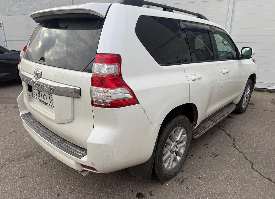 Toyota Land Cruiser Prado, 150 Series Рестайлинг 1 2.8d AT (177 л.с.) 4WD