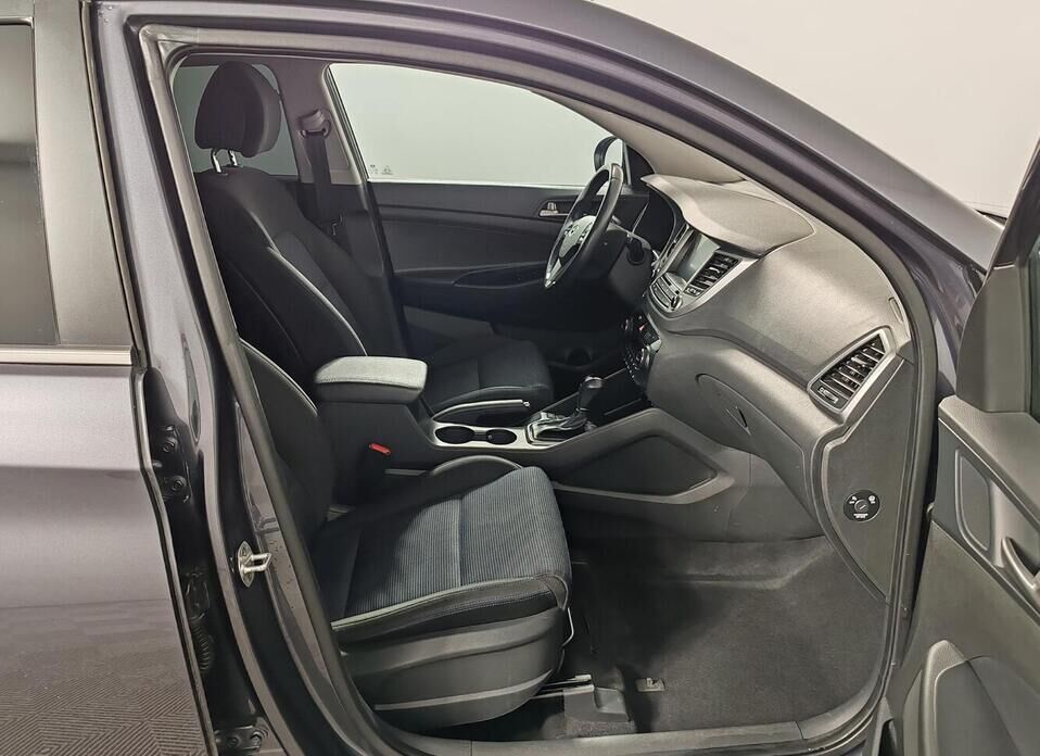 Hyundai Tucson, III 2.0 AT (150 л.с.) 4WD