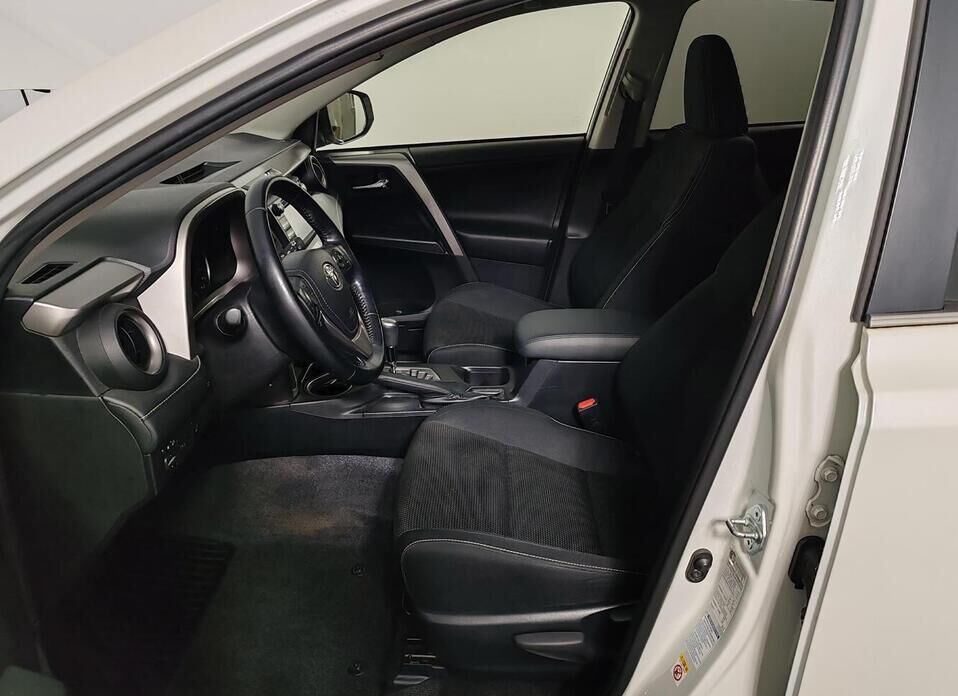 Toyota RAV4, IV (CA40) Рестайлинг 2.0 CVT (146 л.с.) 4WD