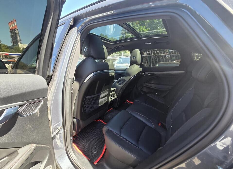Geely Tugella, I Рестайлинг 2.0 AT (238 л.с.) 4WD