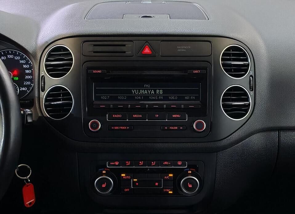Volkswagen Golf Plus, II 1.6 AMT (102 л.с.)