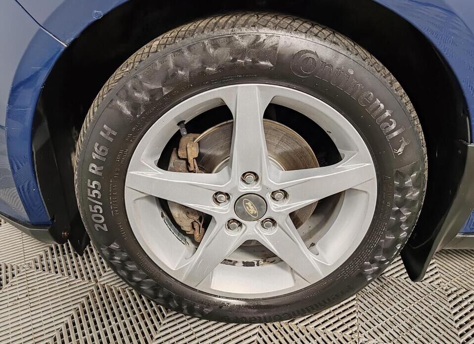 Ford Focus, III 1.6 MT (105 л.с.)