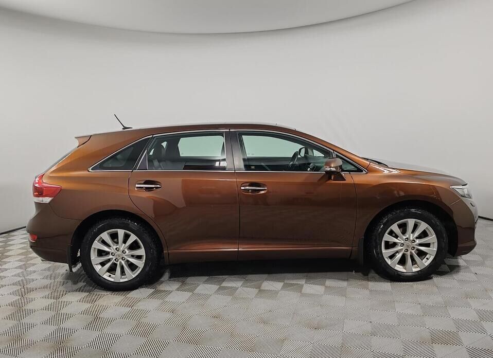 Toyota Venza, I Рестайлинг 2.7 AT (185 л.с.) 4WD