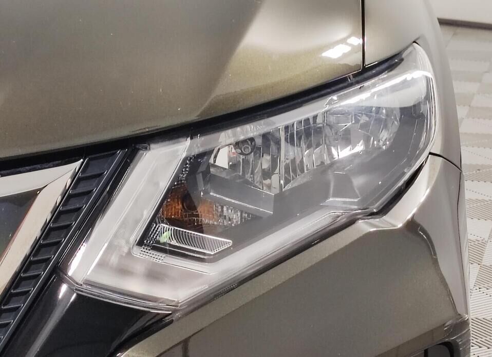 Nissan X-Trail, III Рестайлинг 2.0 CVT (144 л.с.)