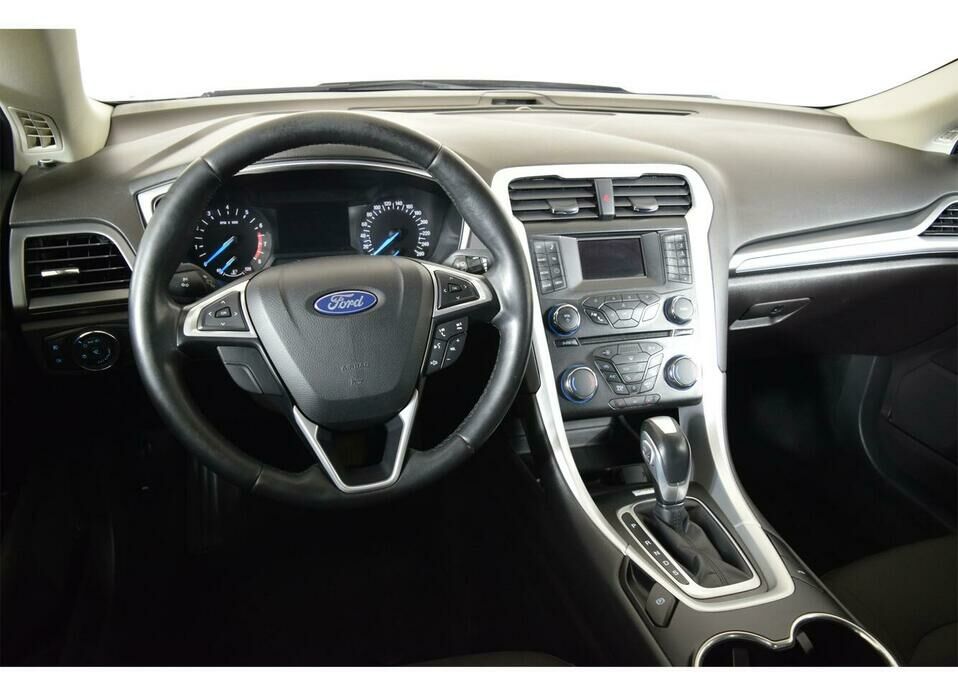 Ford Mondeo 2.5 AT (149 л.с.)