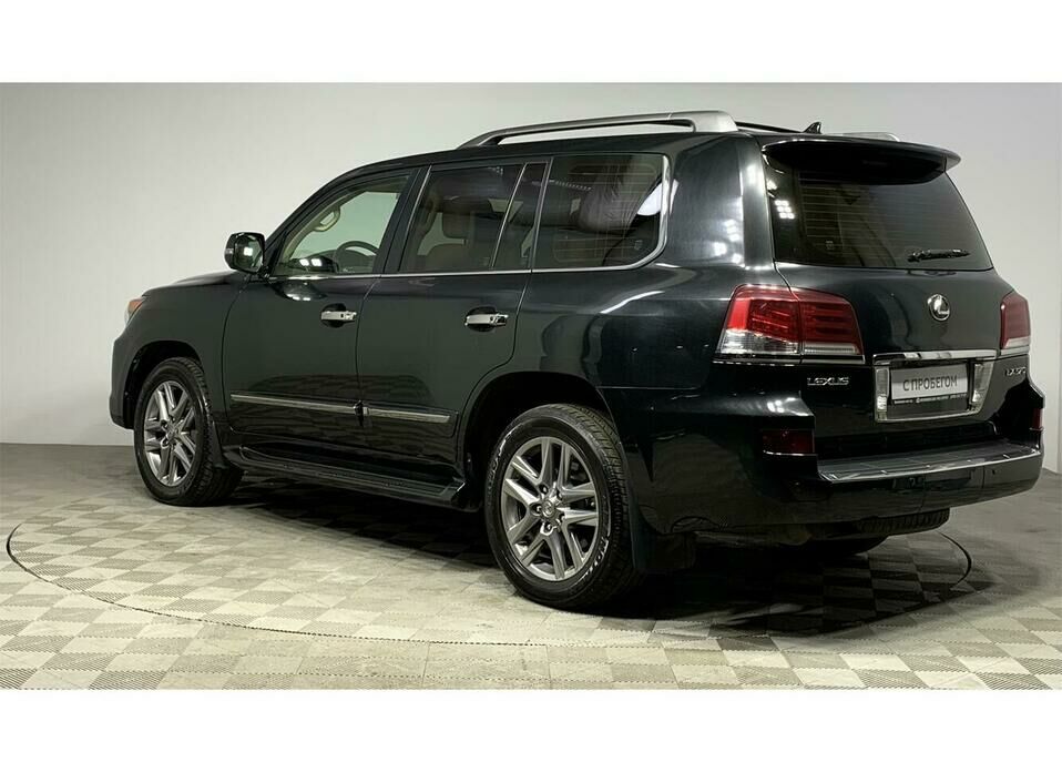 Lexus LX 570 5.7 AT (367 л.с.) 4WD