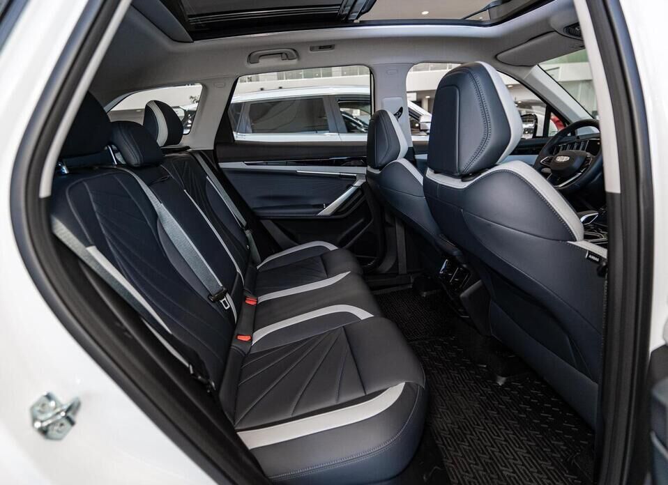 Geely Atlas, II 1.5 AMT (147 л.с.)