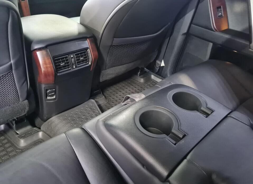 Toyota Land Cruiser Prado, 150 Series Рестайлинг 1 3.0d AT (173 л.с.) 4WD