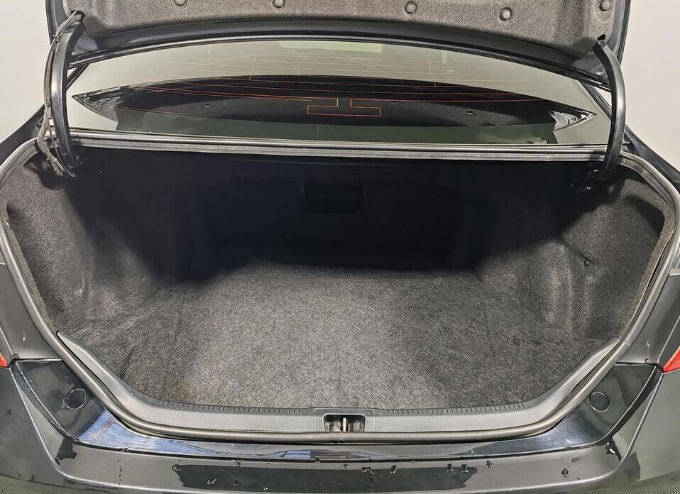 Toyota Camry, VII (XV50) 2.5 AT (181 л.с.)