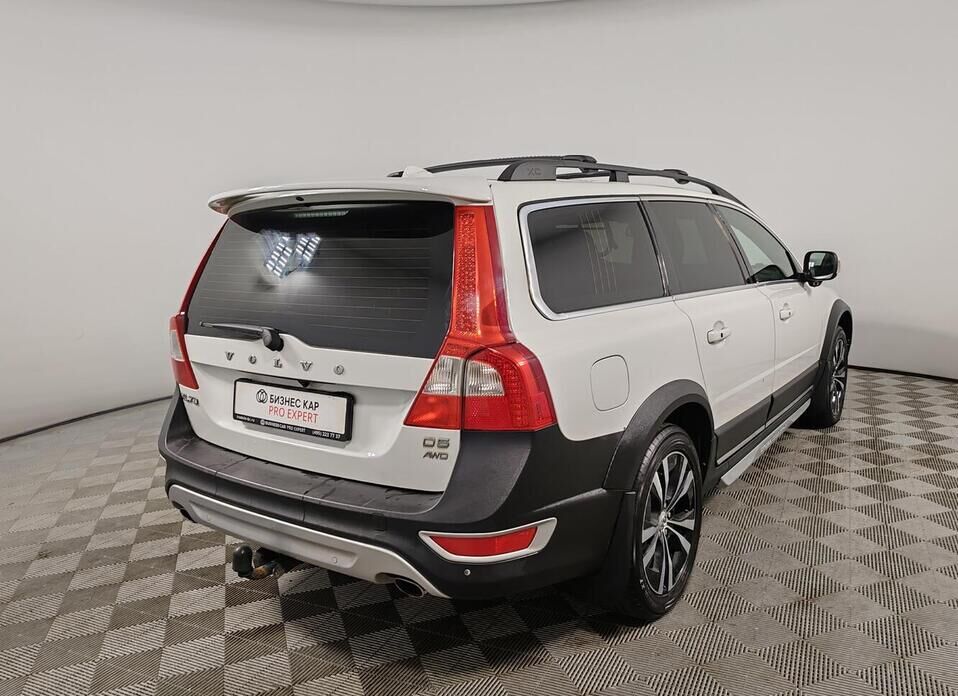 Volvo XC70 2.4d AT (215 л.с.) 4WD