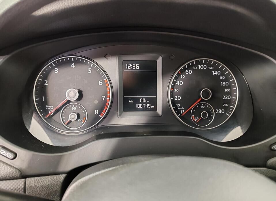 Volkswagen Jetta 1.4 MT (122 л.с.)