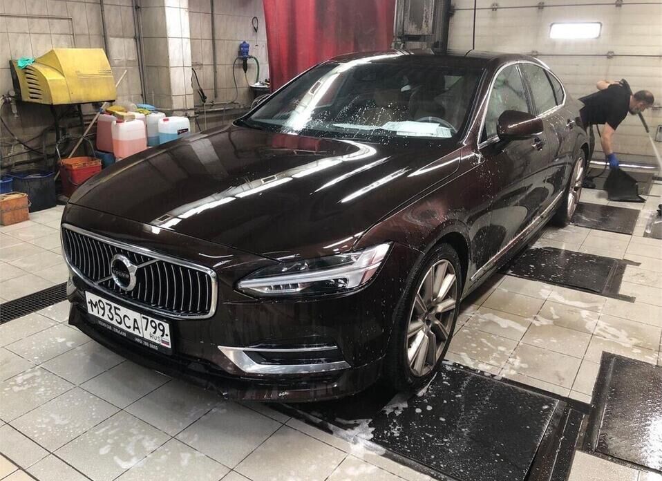 Volvo S90 2.0 AT (190 л.с.)
