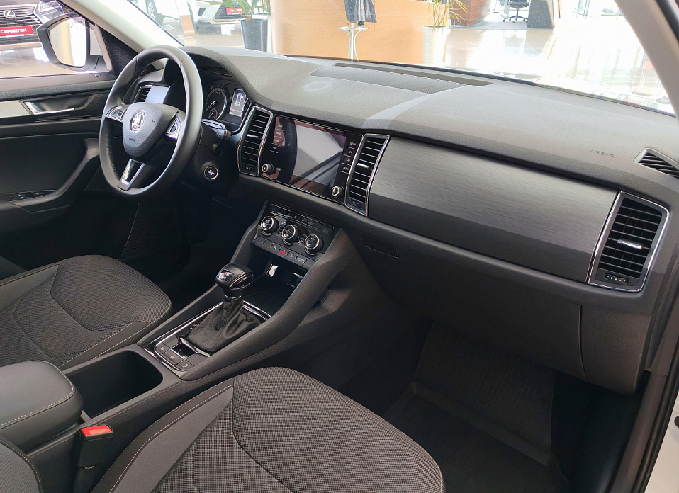 Skoda Kodiaq, I 2.0 AMT (180 л.с.) 4WD