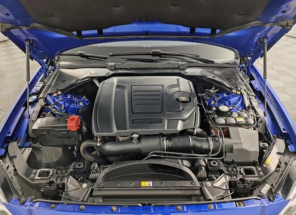 Jaguar XF, II 2.0 AT (200 л.с.)