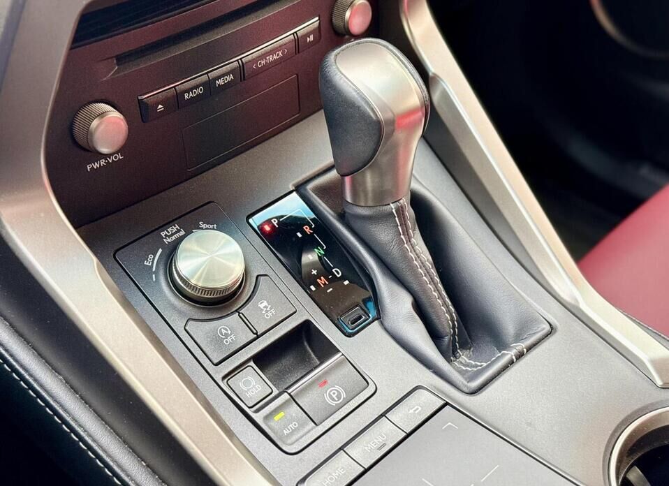 Lexus NX, I Рестайлинг 200 2.0 CVT (150 л.с.) 4WD