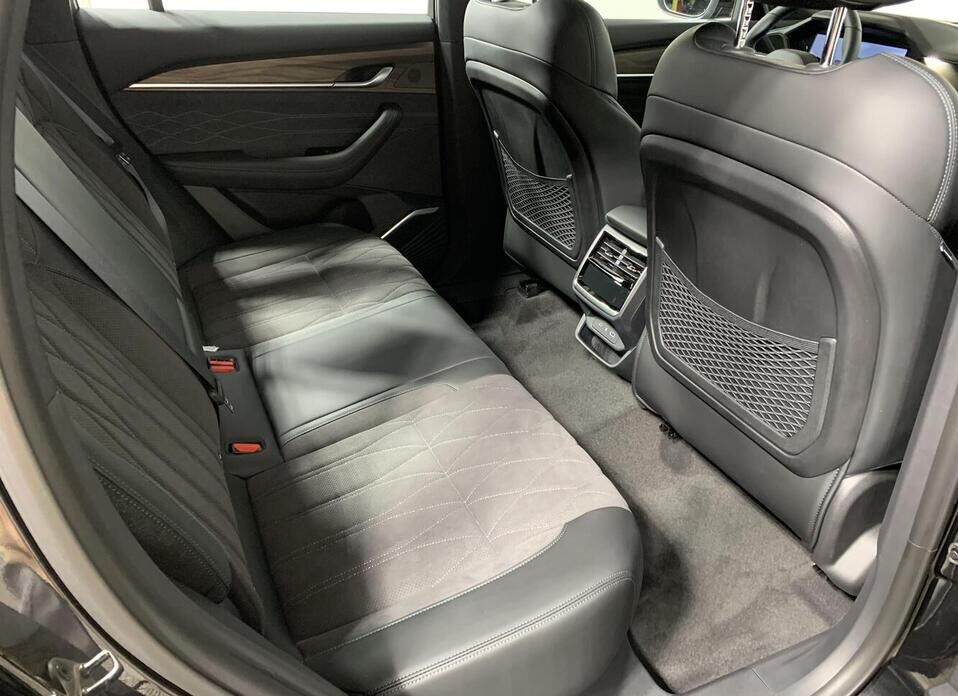 Geely Monjaro, I 2.0 AT (238 л.с.) 4WD