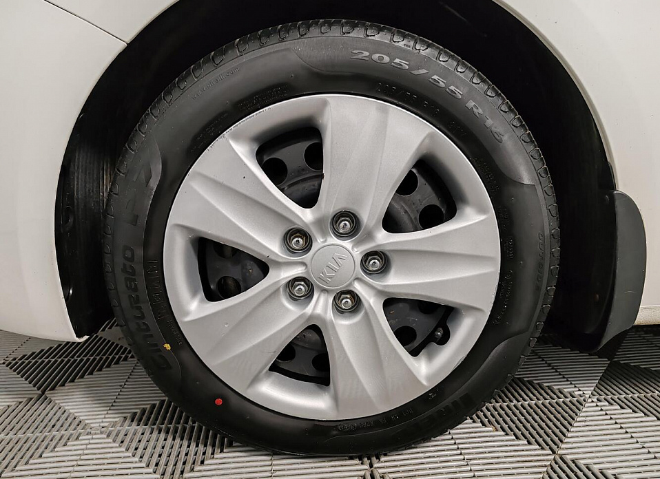 Kia Cerato, IV 1.6 AT (128 л.с.)