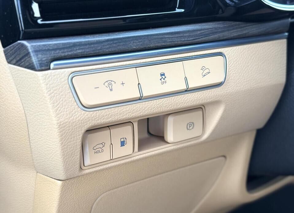 Kia Mohave, I Рестайлинг 2 3.0d AT (249 л.с.) 4WD