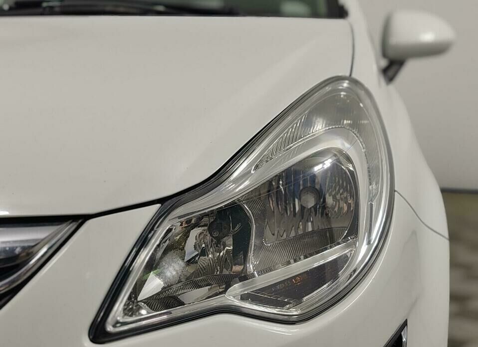 Opel Corsa 1.4 MT (100 л.с.)