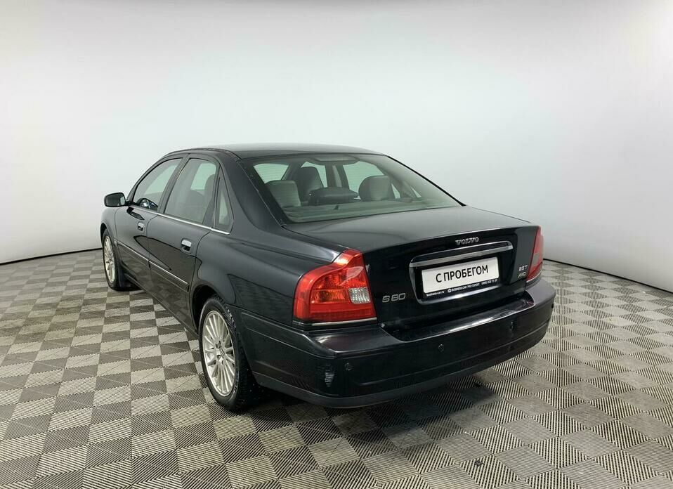 Volvo S80 2.5 AT (210 л.с.) 4WD