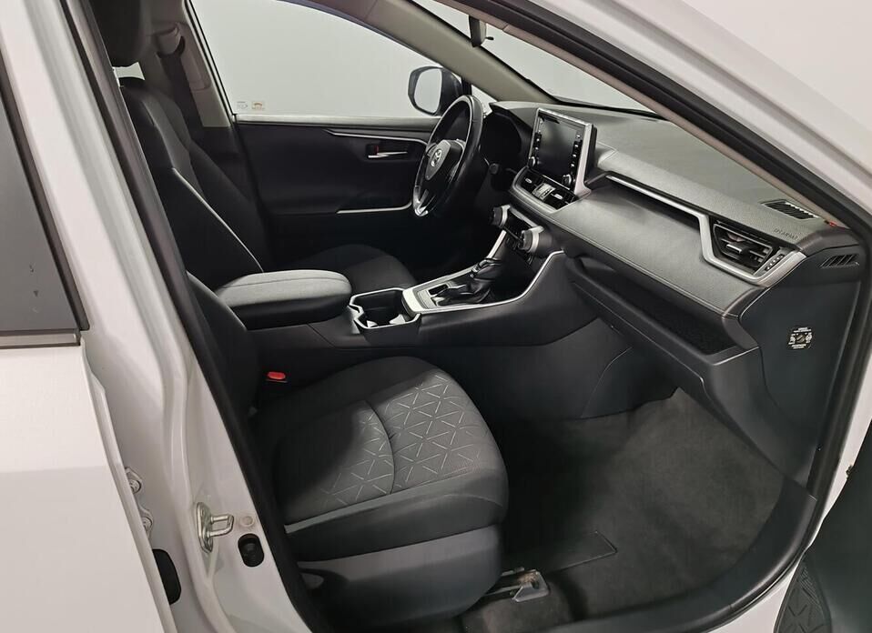 Toyota RAV4, V (XA50) 2.0 CVT (149 л.с.) 4WD