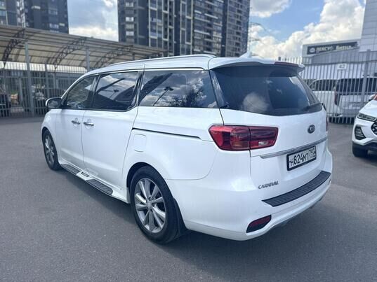 Kia Carnival, 2018&nbsp;г., 101&nbsp;507&nbsp;км