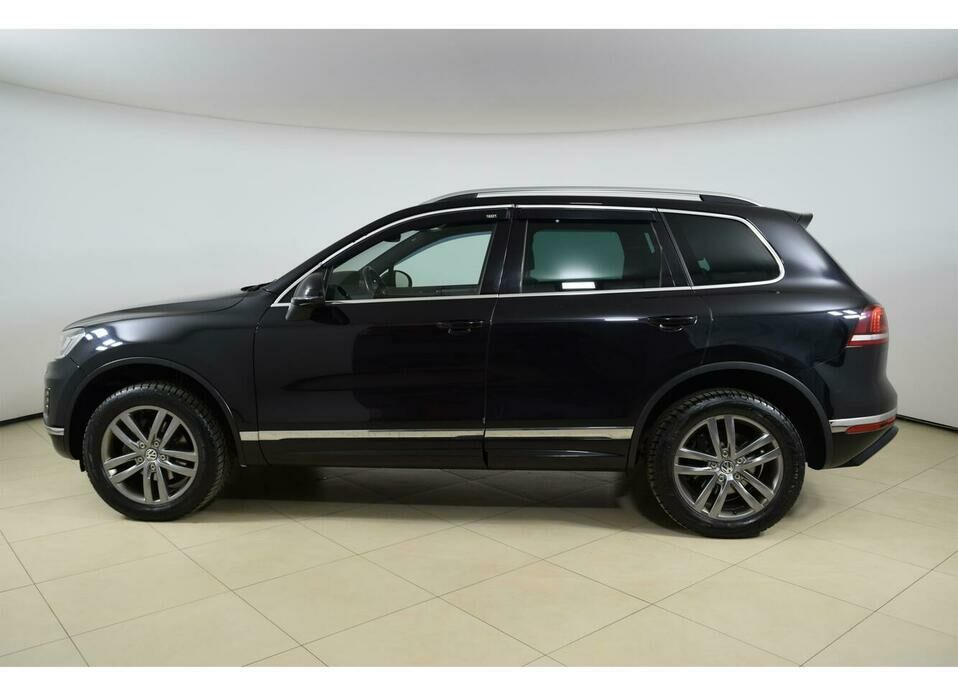 Volkswagen Touareg 3.0d AT (245 л.с.) 4WD